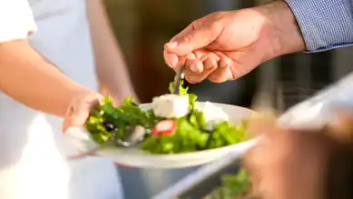 Salatanızda Mikroplastik Tehlikesi!