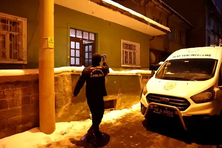 Sivas'ta Karbonmonoksit Zehirlenmesi: 1 Ölü, 1 Yaralı